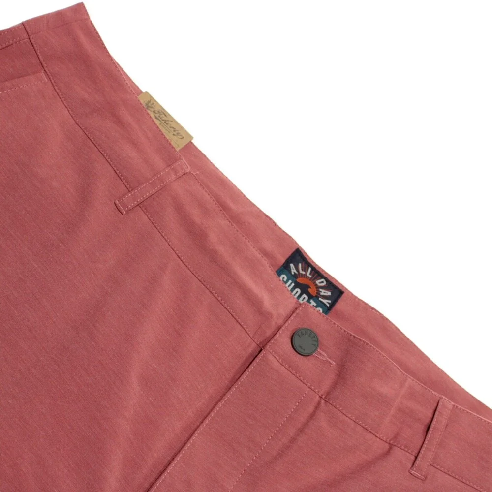 Faherty NWT Bermudas / Casual Shorts Size 38 US In Solid Red Polyester Blend